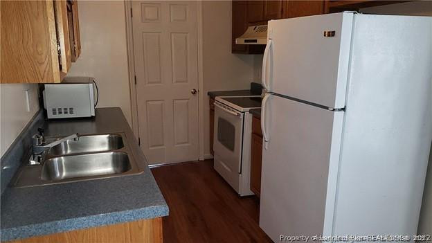 5579 Quietwood Pl, Fayetteville, NC 28304