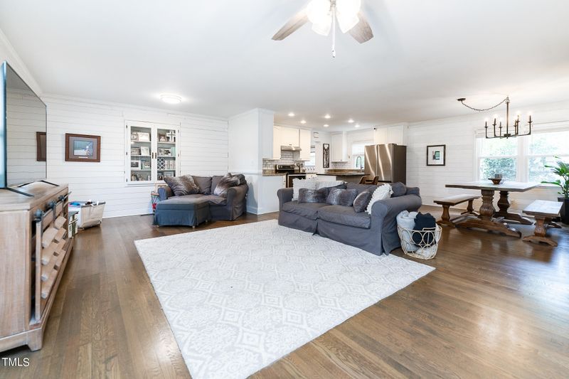 558 Nc 96, Youngsville, NC 27596