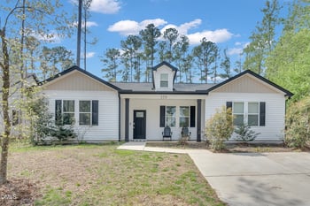 558 Shawnee Dr, Louisburg, NC 27549