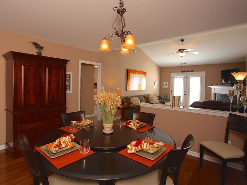 558 Winding Wood Dr, Clayton, NC 27520
