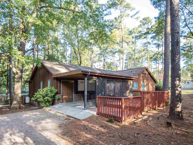 558 N Wingate St, Wake Forest, NC 27587