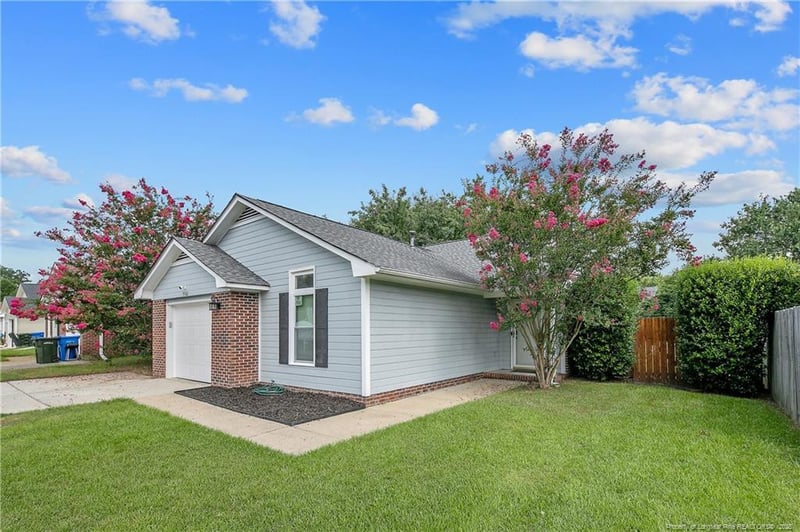 5582 Quietwood Pl, Fayetteville, NC 28304