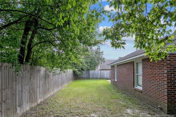 5582 Quietwood Pl, Fayetteville, NC 28304