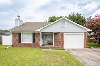 5586 Quietwood Pl, Fayetteville, NC 28304