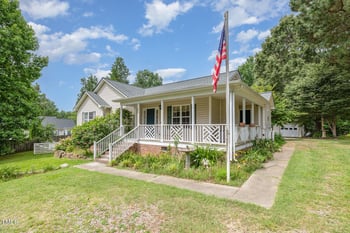 559 Blue Pond Rd, Clayton, NC 27520