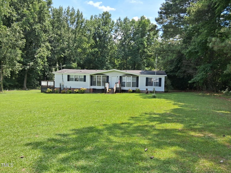559 Wilson Jones Rd, Clayton, NC 27520