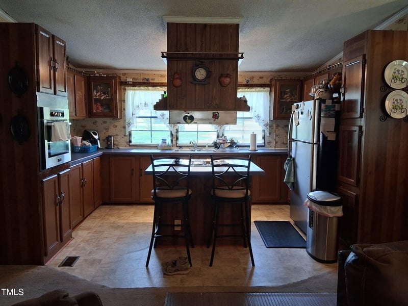 559 Wilson Jones Rd, Clayton, NC 27520