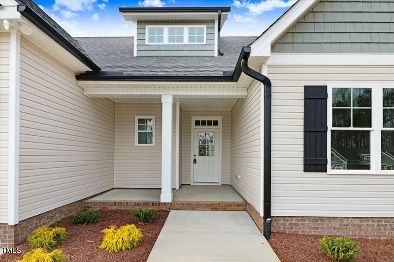 56 Birchtop Cir, Zebulon, NC 27597