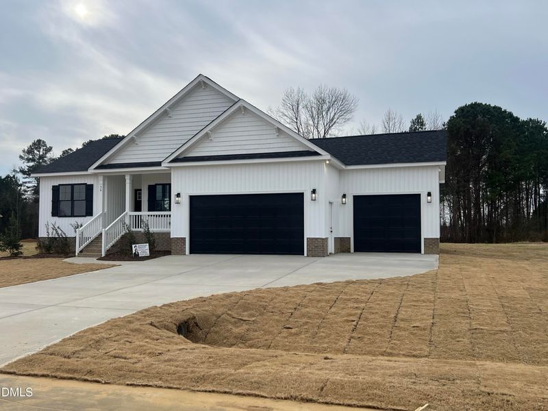 56 Bryant Farm Dr, Selma, NC 27576