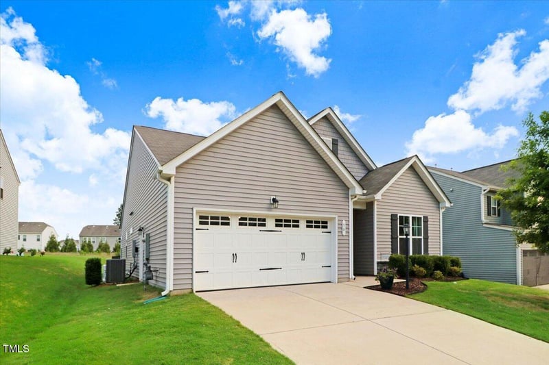 56 Copenhaver Dr, Clayton, NC 27527