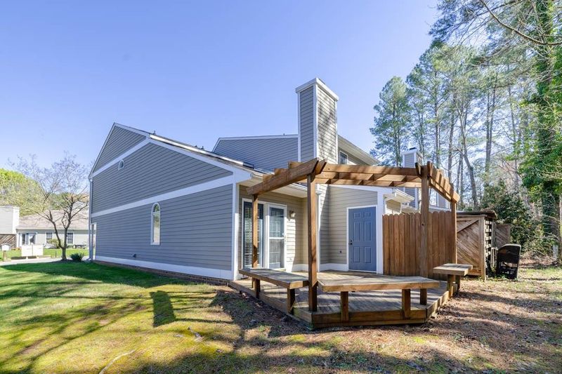 56 Forest Oaks Dr, Durham, NC 27705