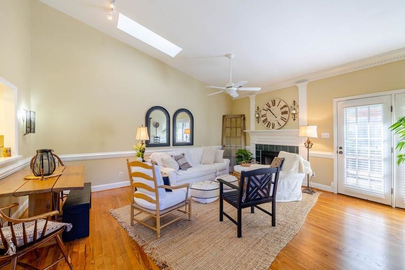 56 Forest Oaks Dr, Durham, NC 27705