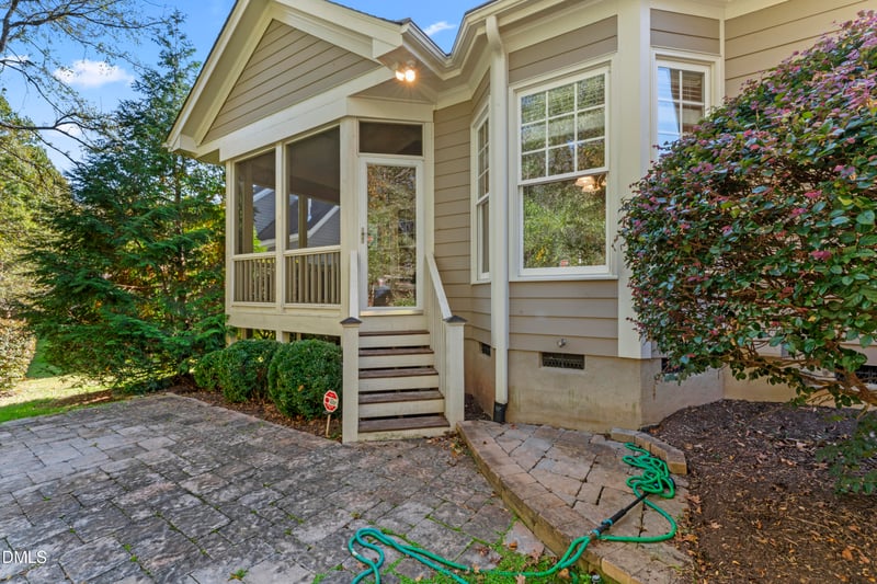 56 Grandwood Cir, Durham, NC 27712