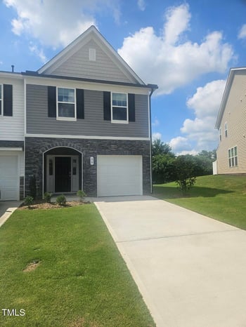 56 Lavender Ln, Clayton, NC 27520