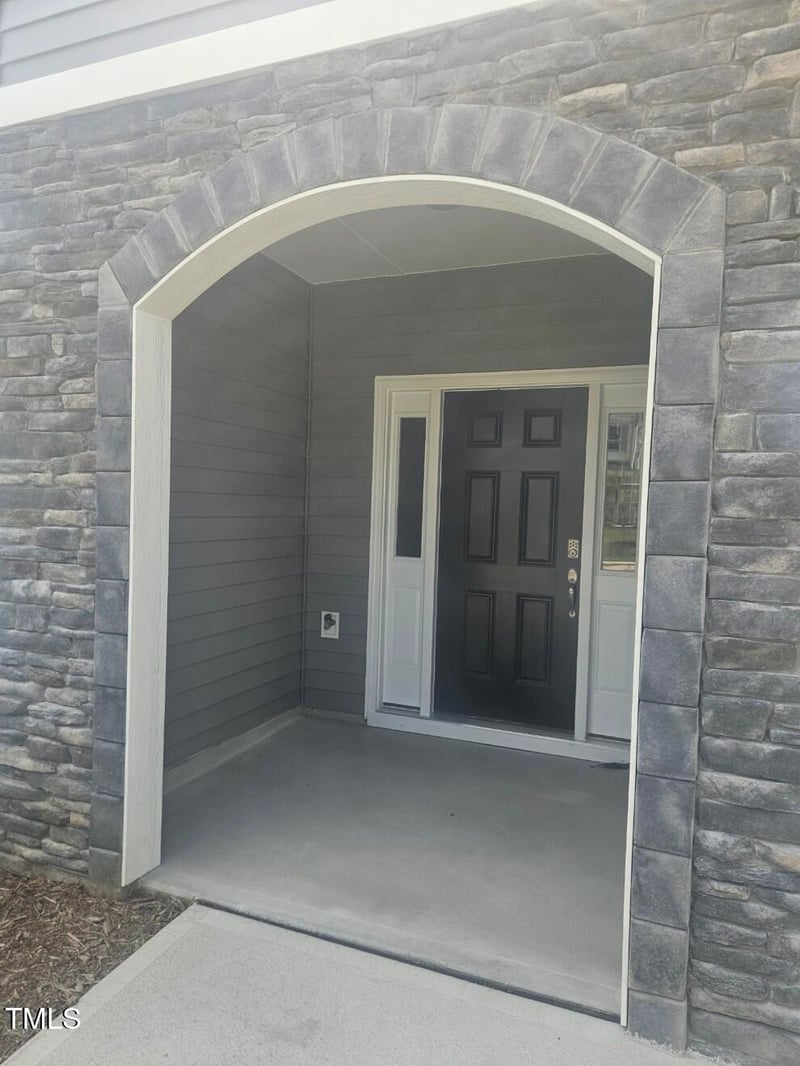 56 Lavender Ln, Clayton, NC 27520
