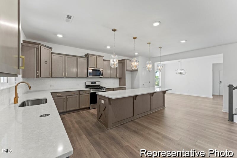 56 Mable Ct, Lillington, NC 27546