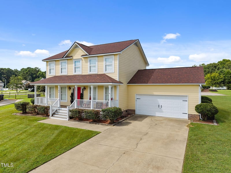 56 Muscadine Ct, Lillington, NC 27546