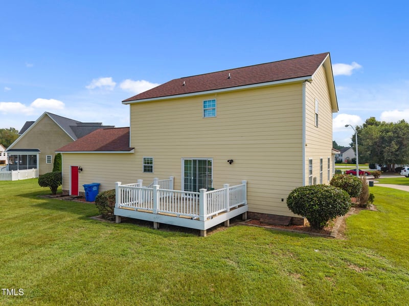 56 Muscadine Ct, Lillington, NC 27546