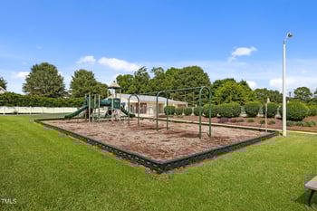 56 Muscadine Ct, Lillington, NC 27546