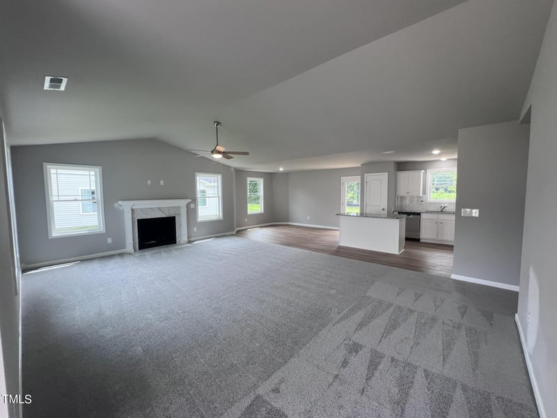 56 Oakfield Trace Dr, Four Oaks, NC 27524