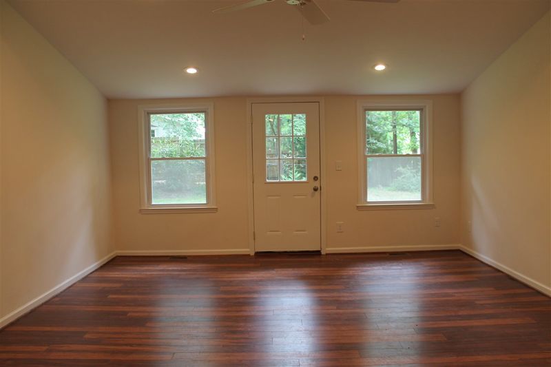 56 Red Pine Rd, Chapel Hill, NC 27516