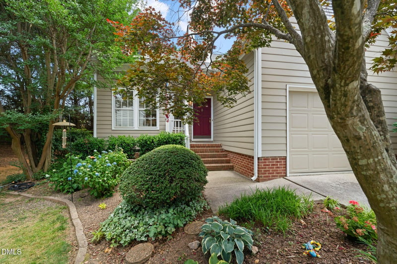 56 Renwick Ct, Raleigh, NC 27615