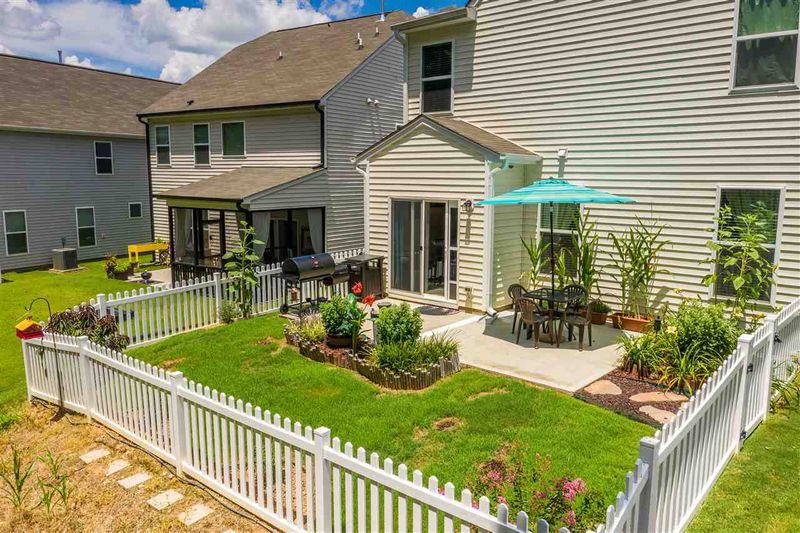 56 Roterham Dr, Clayton, NC 27527