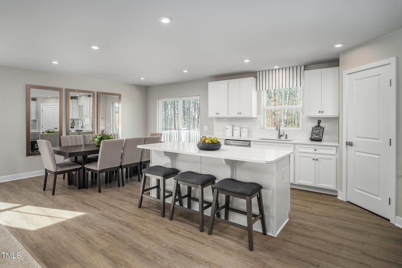 56 Saintsbury Dr, Fuquay Varina, NC 27526