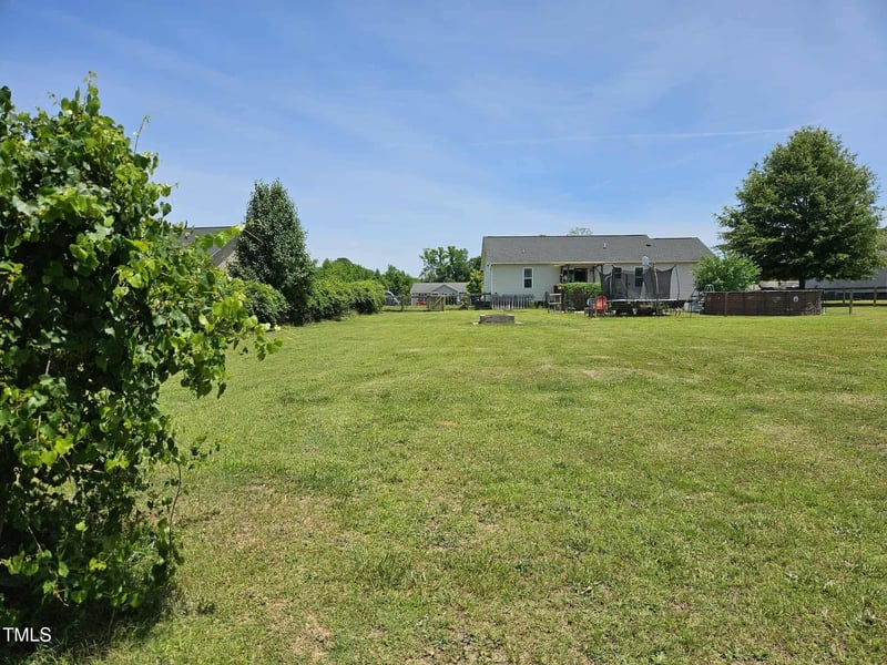 56 Sugarhill Dr, Zebulon, NC 27597