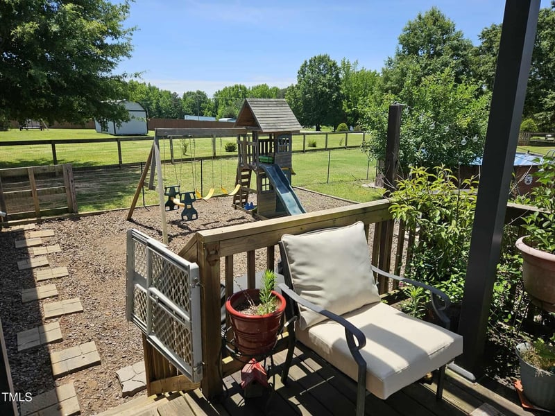 56 Sugarhill Dr, Zebulon, NC 27597