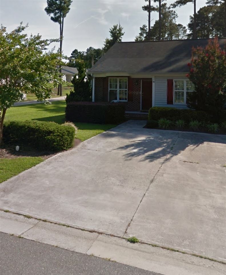 56 N Sussex Dr, Smithfield, NC 27577