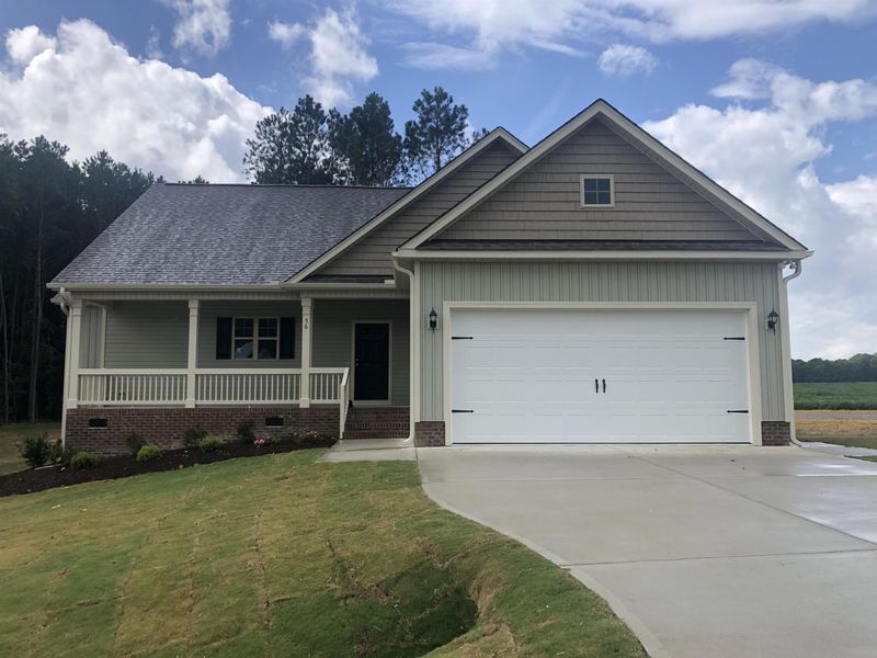 56 Tan Oak Dr, Selma, NC 27576