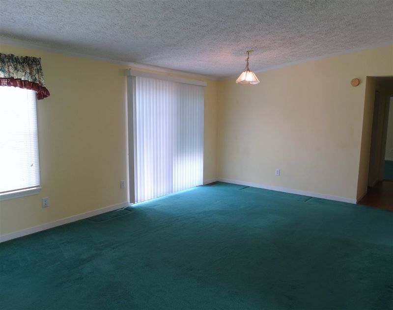 56 Whitley Oaks Ct, Smithfield, NC 27577