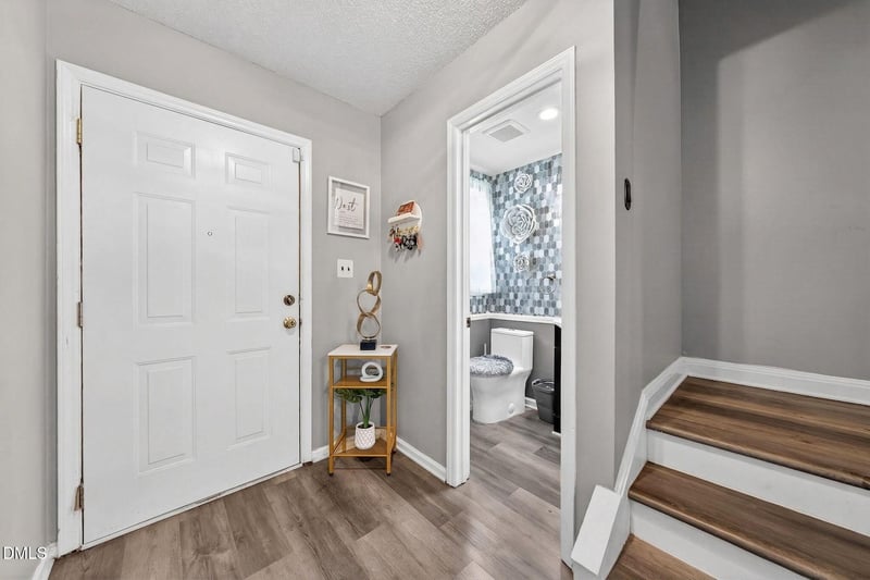 560 Darby Glen Ln, Durham, NC 27713