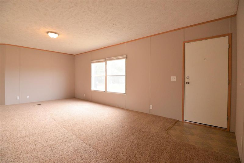 560 Jack Rd, Clayton, NC 27520