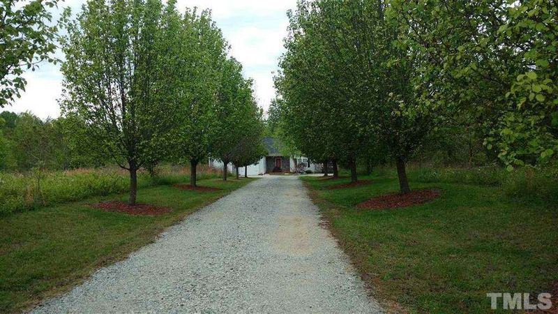 560 Old Allensville Rd, Roxboro, NC 27574