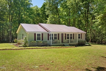 560 Parker Creek Rd, Holly Springs, NC 27540
