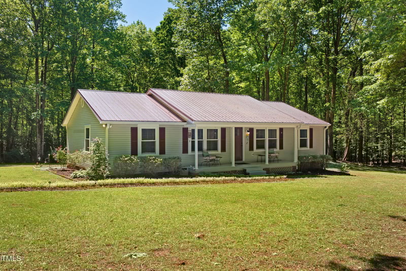560 Parker Creek Rd, Holly Springs, NC 27540