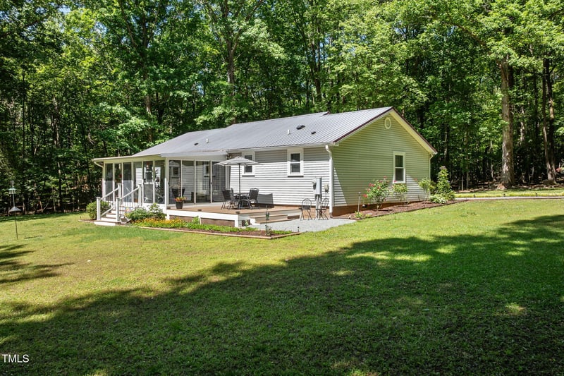 560 Parker Creek Rd, Holly Springs, NC 27540