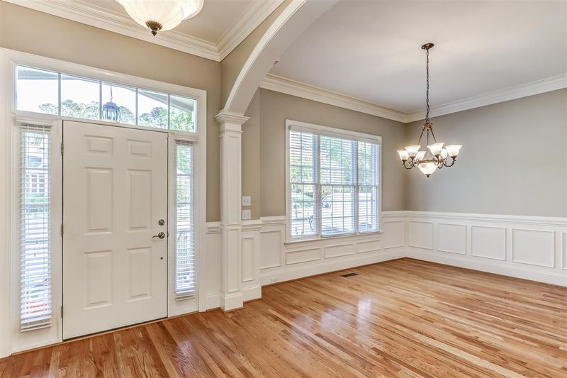 5600 Highcroft Dr, Cary, NC 27519