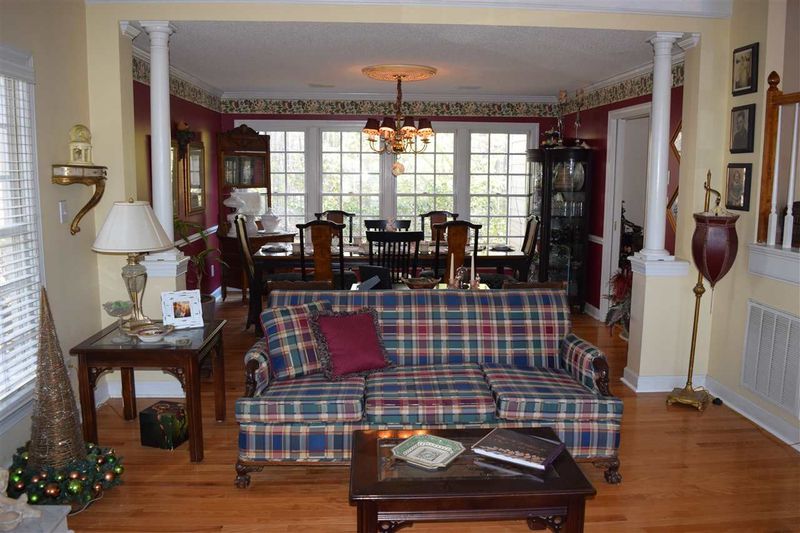5600 Sky Lane Dr, Durham, NC 27704