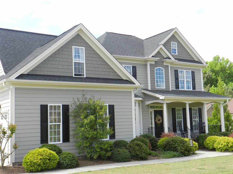 5600 Stonemont Dr, Raleigh, NC 27603