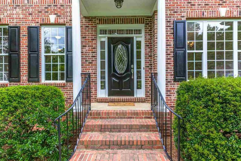 5600 Voorhees Ln, Holly Springs, NC 27540