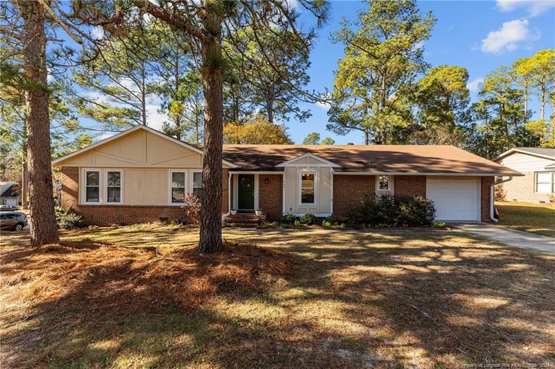 5601 Blythewood Ln, Fayetteville, NC 28311