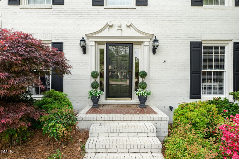 5601 N Hills Dr, Raleigh, NC 27612