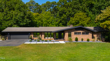 5601 Lambshire Dr, Raleigh, NC 27612