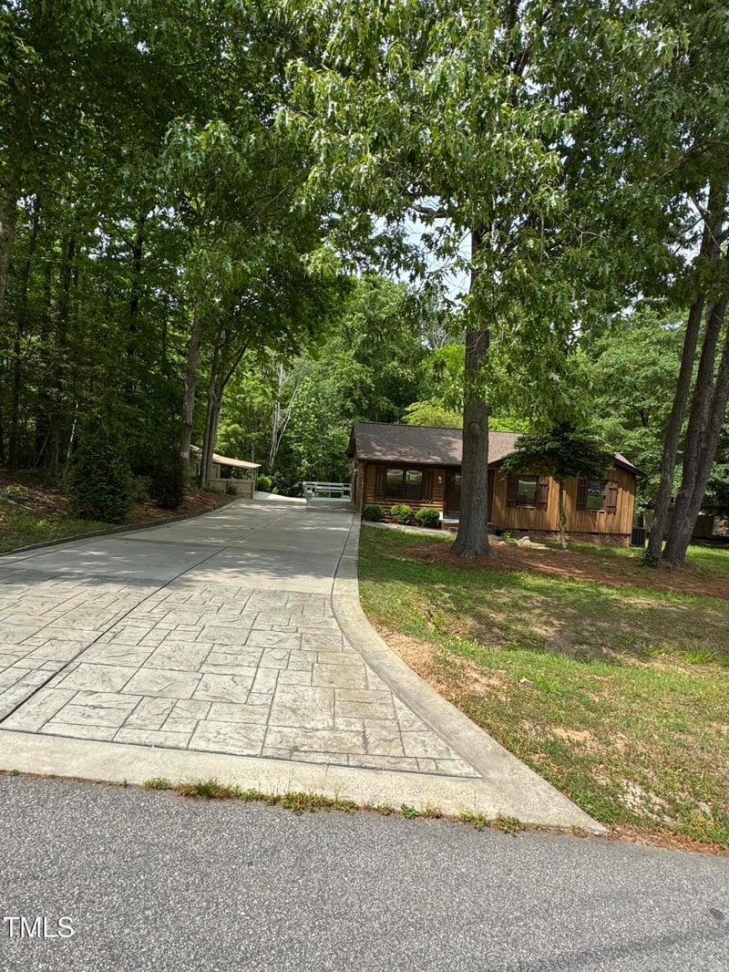 5601 Plum Nearly Ct, Raleigh, NC 27610