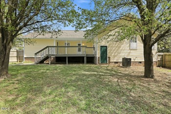 5601 Somerset Springs Dr, Raleigh, NC 27616