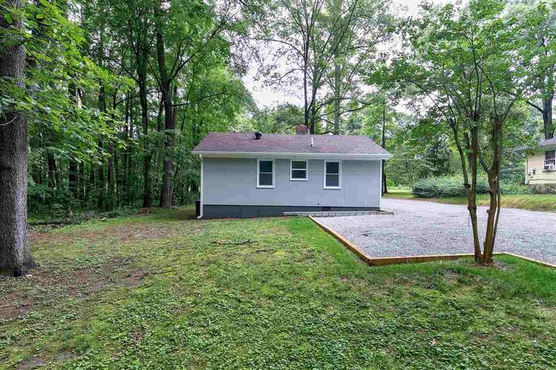 5601 Us 70 Hw, Durham, NC 27705