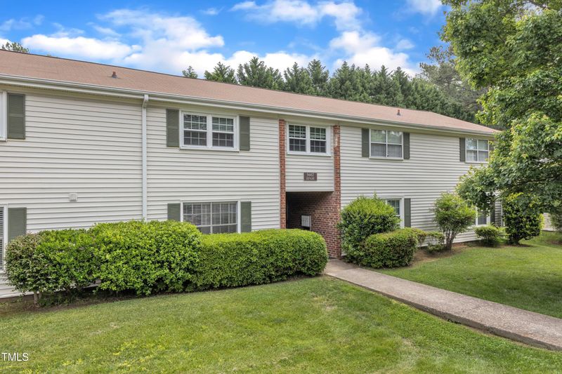 5602 Falls Of Neuse Rd #E, Raleigh, NC 27609
